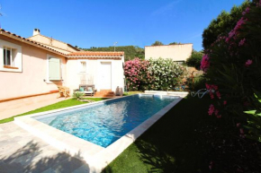 VILLA VIIEUX MOULIN Villa avec piscine pour 7 personnes avec piscine à Hyères